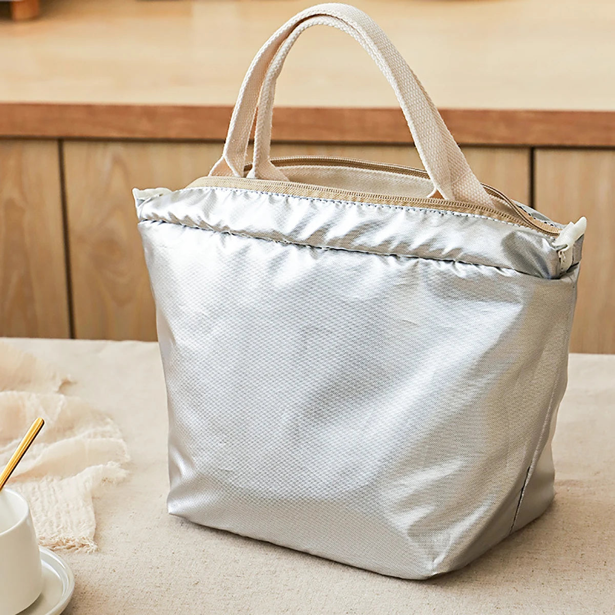 Daintry Canvas Lunch Tote — Insulated